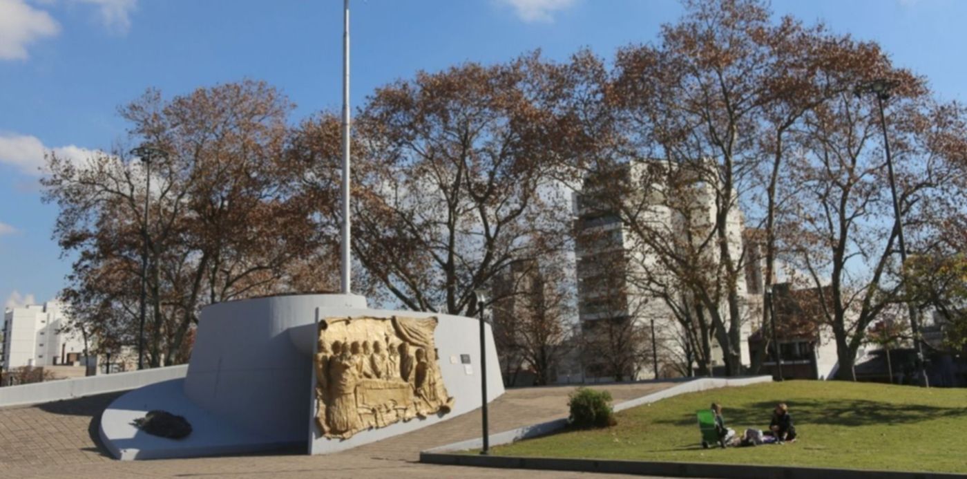 Monumento a la Bandera en Plaza Belgrano