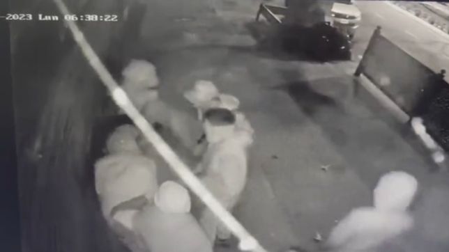 video: asi entro la banda que desfiguro de una patada al dueno de un boliche de la plata