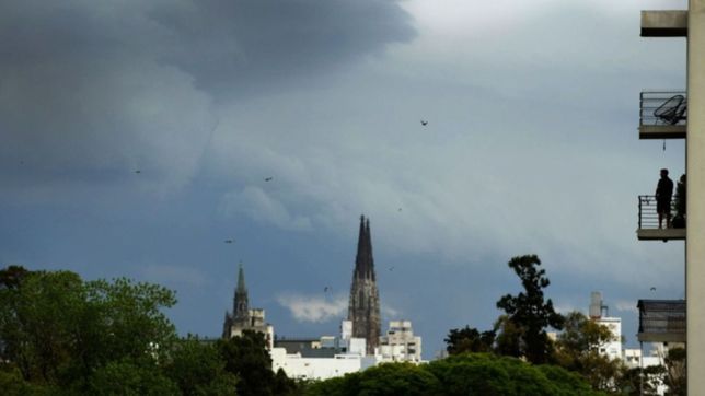 ¿a que hora llegara la fuerte lluvia y tormenta a la plata?