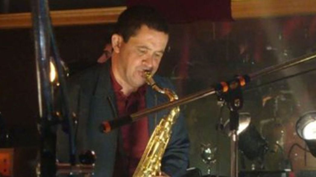 Preventiva para el ex saxofonista de los Fabulosos Cadillacs que naufragó en Ensenada