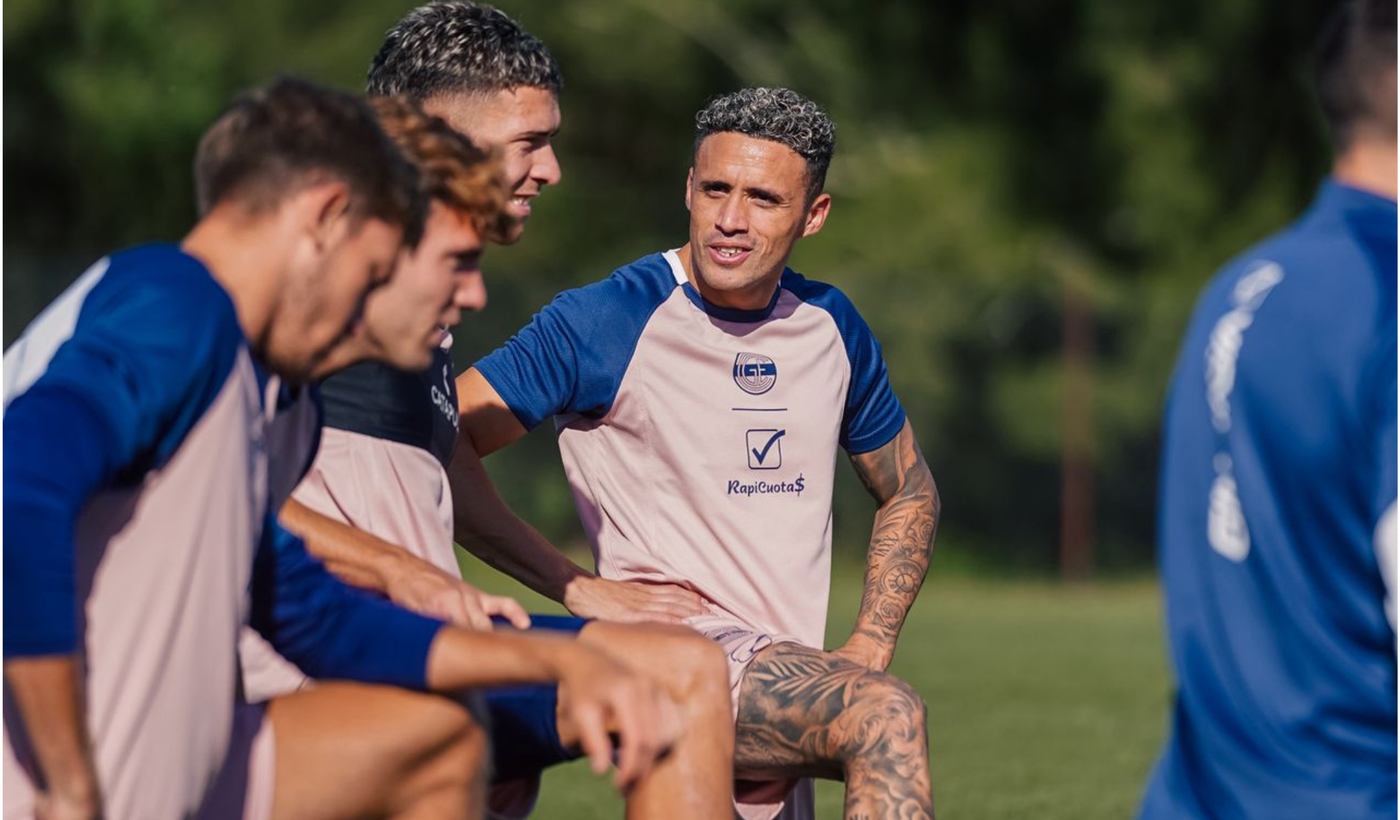 Pintado Sosa Gimnasia pretemporada.png