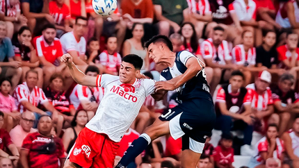 ¿Cuál es el equipo que piensa Diego Flores para la visita a Talleres?