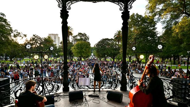 se relanzo el ciclo musical con un gran show gratuito en la glorieta de plaza san martin