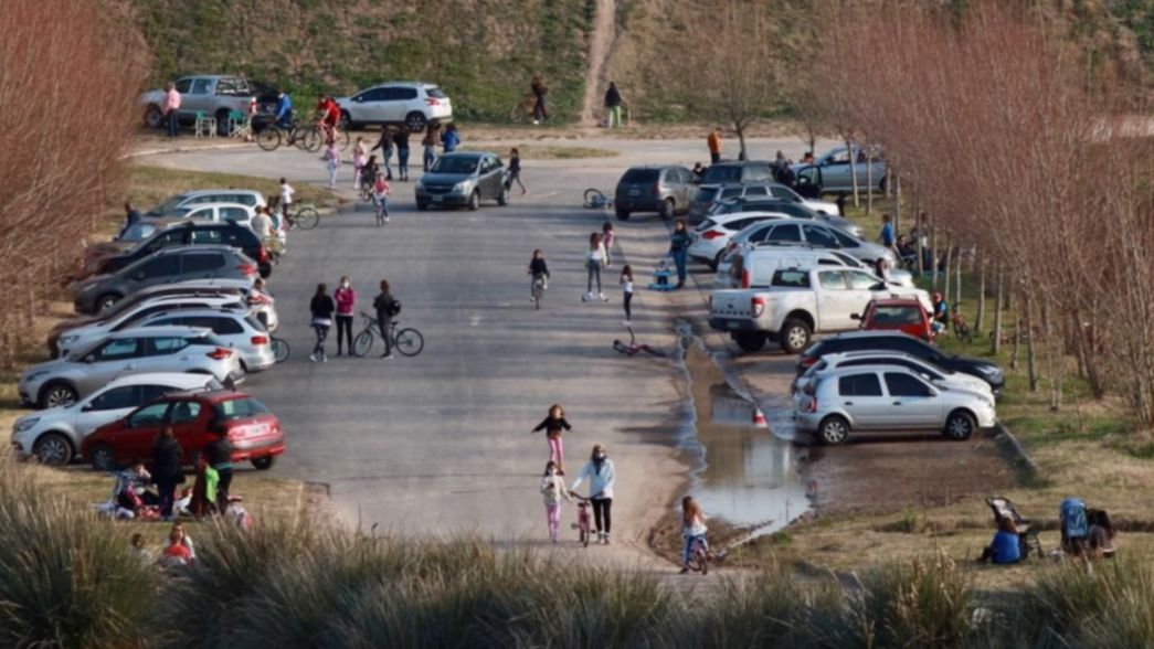 VIDEO: La cantera de Gorina se llenó de gente en otro sábado de salidas saludables