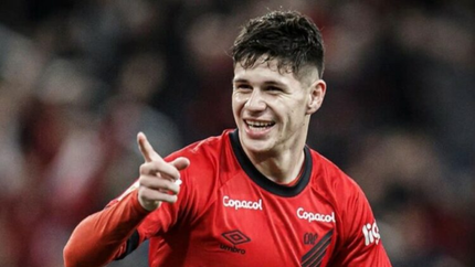 Estudiantes negocia por Bruno Zapelli y espera buenas noticias desde Brasil