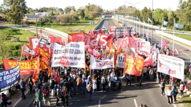 ¿como entrar y salir de la plata en medio del paro general?