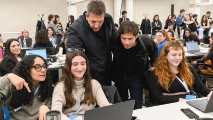 En la cuanta regresiva, Massa y Kicillof monitorearon el centro de cómputos oficialista