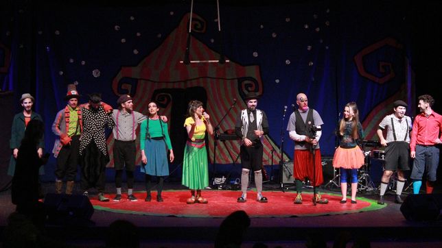 fiesta del inmigrante, la cirquesta y rock en la plaza entre la propuestas culturales del finde