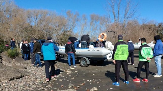 no hay noticias de los pescadores desaparecidos y crece la angustia en punta lara