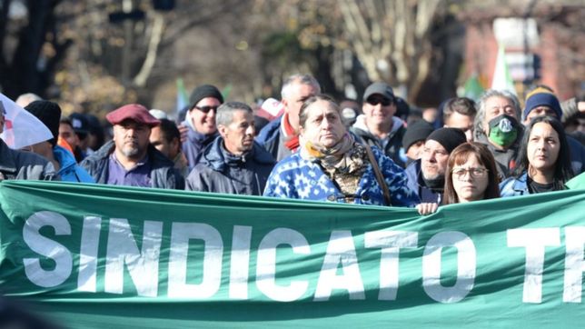 grave denuncia de los municipales de berisso contra cagliardi y un funcionario