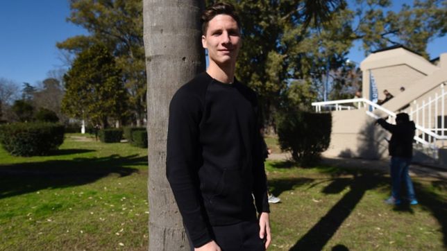 el equipo de jose sosa quiere comprar a gaston campi y estudiantes analizan la oferta