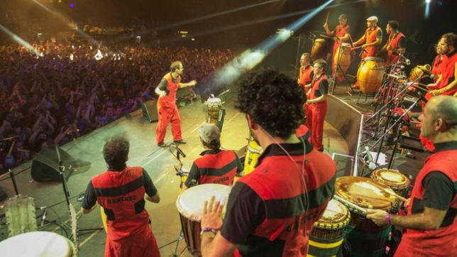 taller de mascaras, candombe y la bomba de tiempo en el carnaval del teatro argentino