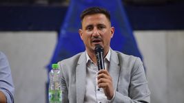 destrozaron el negocio de un dirigente de gimnasia y lo amenazaron destrozaron el negocio de un dirigente de gimnasia y lo amenazaron