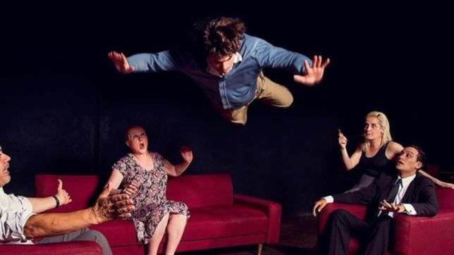 el loco y la camisa llega a la cartelera del teatro estudio