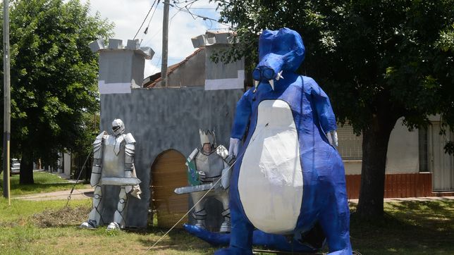 un grupo de chicos le dedico el muneco de fin de ano a axel kicillof