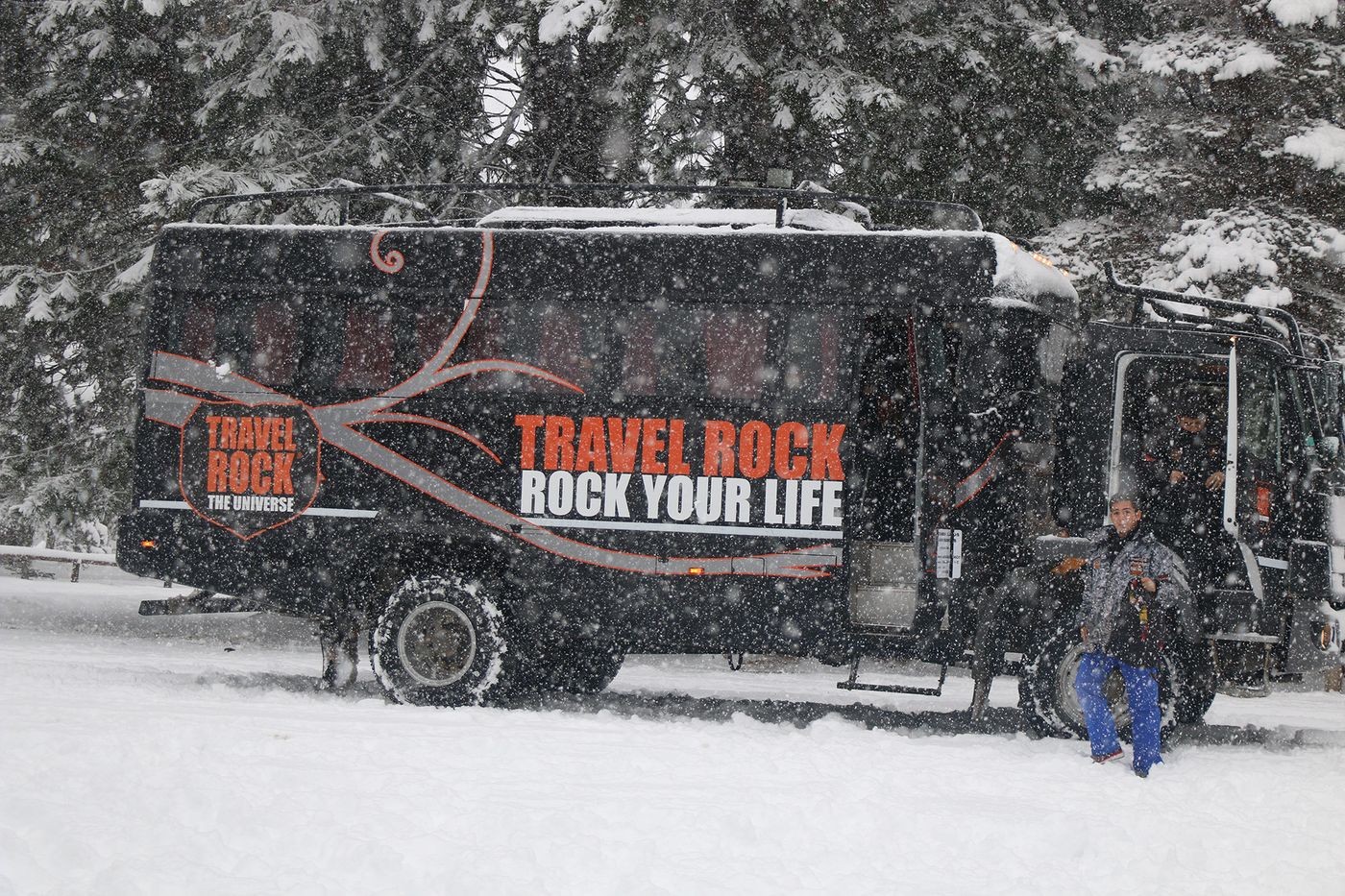 Travel Rock dará marcha atrás tras las denuncias por cobrar cargos no  acordados