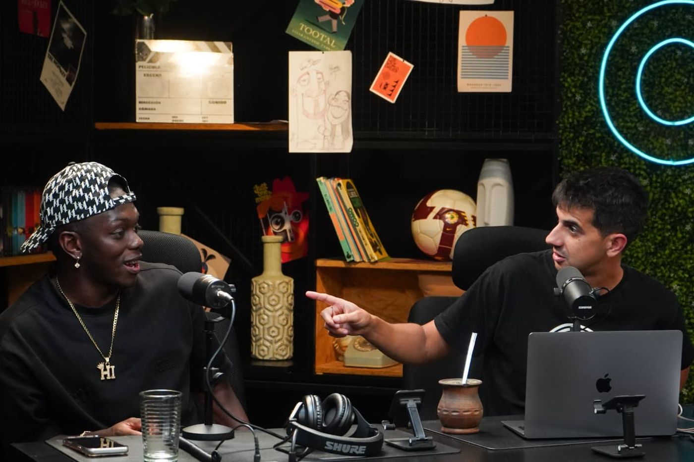 Ewuin Cetr&eacute; en su visita a No juegan con nadie.