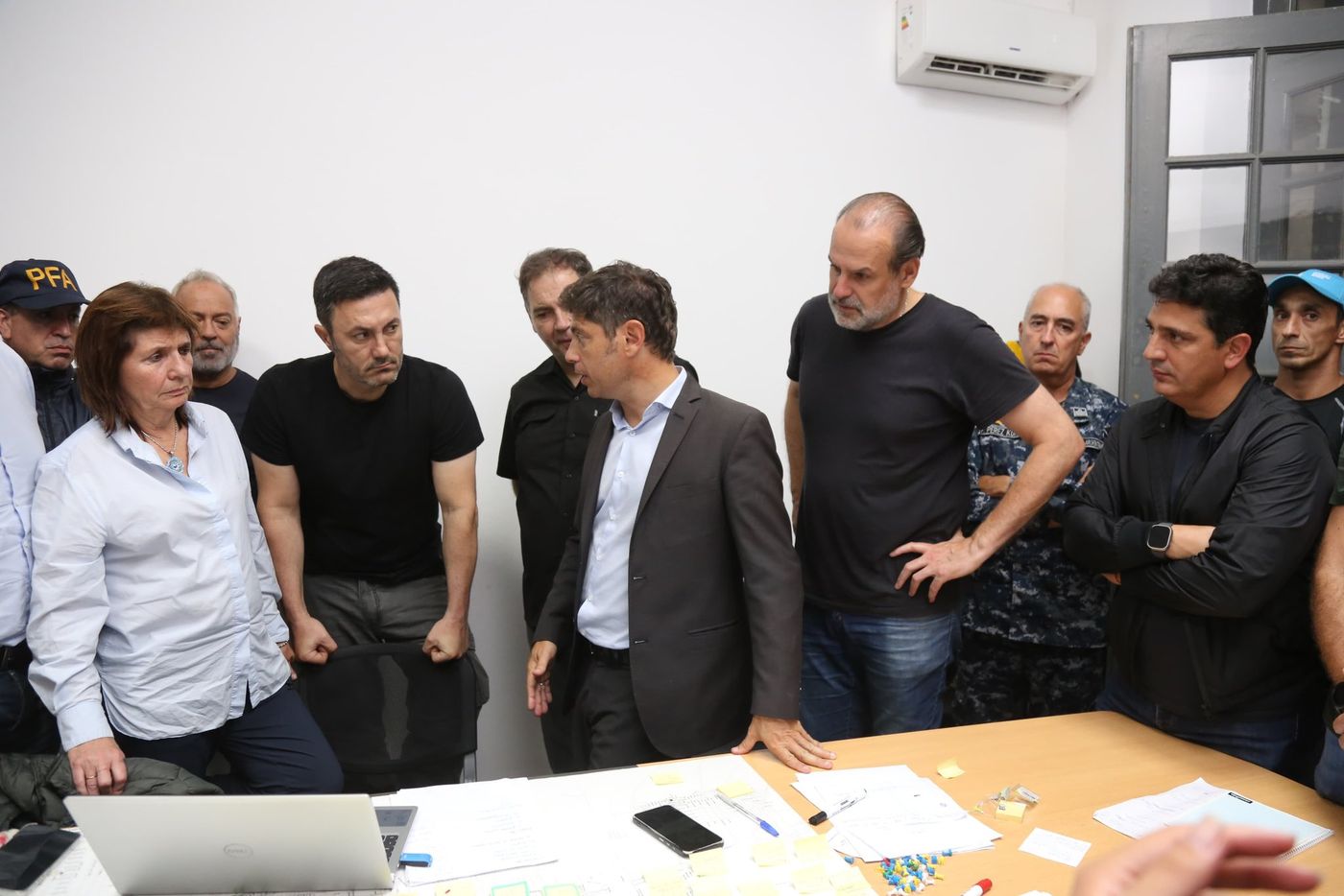 Axel Kicillof junto a Luis Petri, Patricia Bullrich, Federico Susbielles y Javier Alonso.