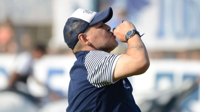 un tatuaje de maradona salvo a periodistas argentinos y chilenos en ucrania