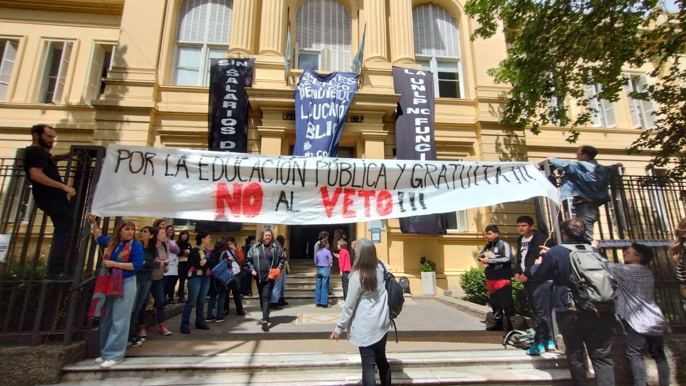 Toma Liceo Víctor Mercante (1).jpeg