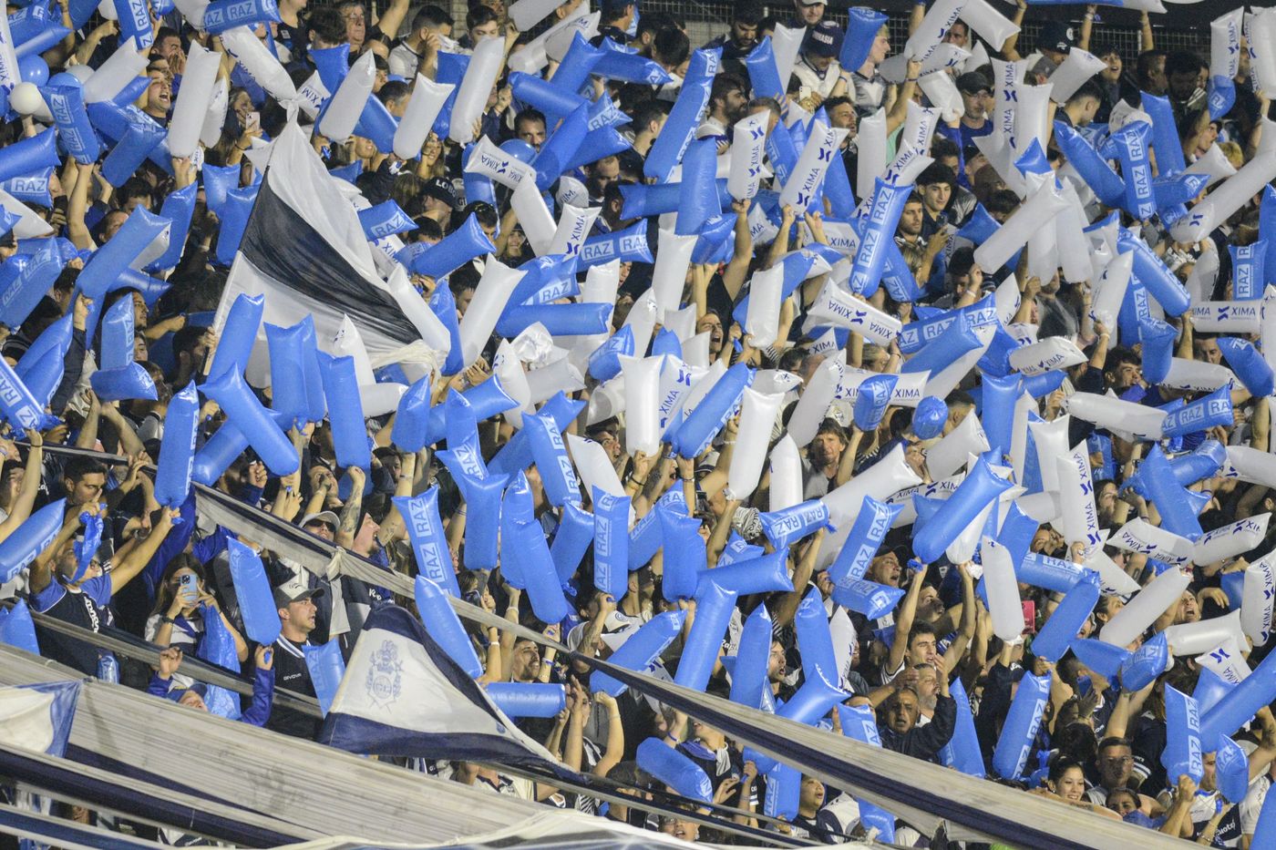 Gimnasia Boca hinchas (3).jpeg