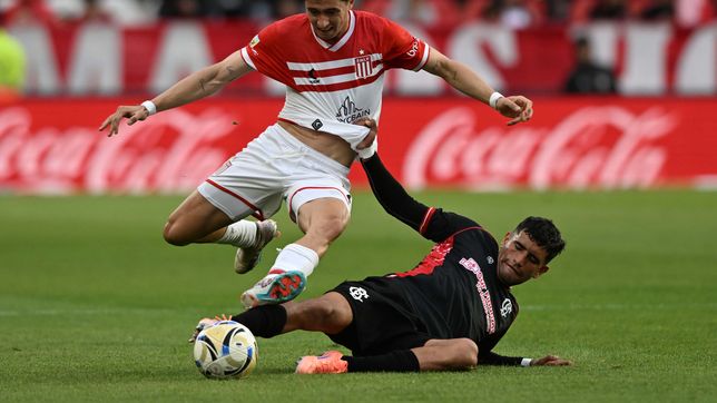 el dt del bahia quedo impresionado con la fuerza fisica de roman gomez