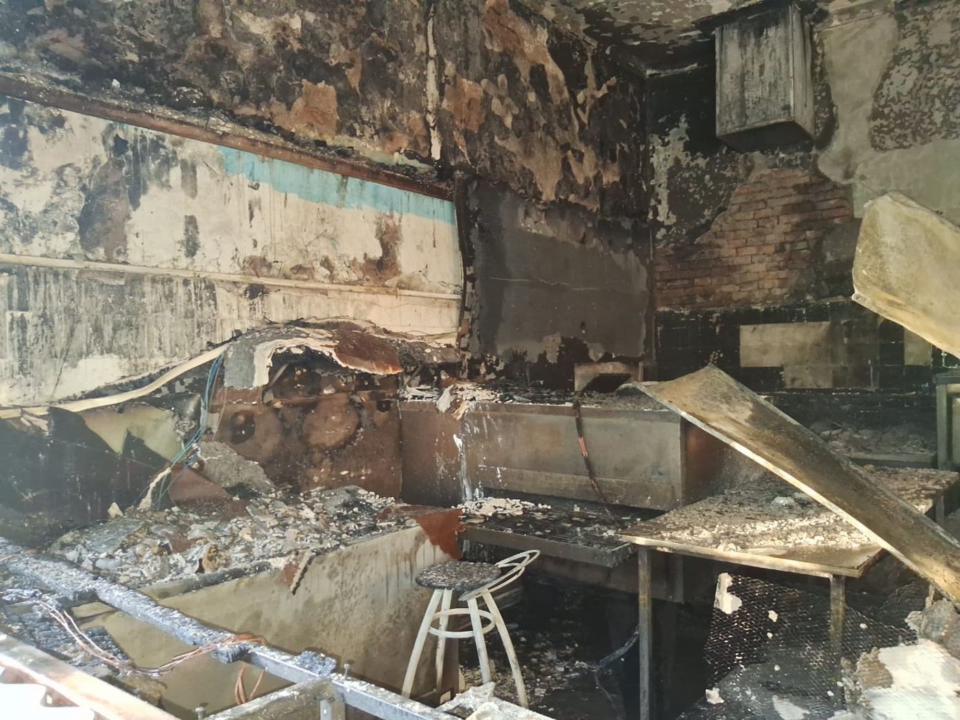 La pizzería La Unión, de La Plata, se quemó por completo y ahora piden ayuda para volver a empezar.
