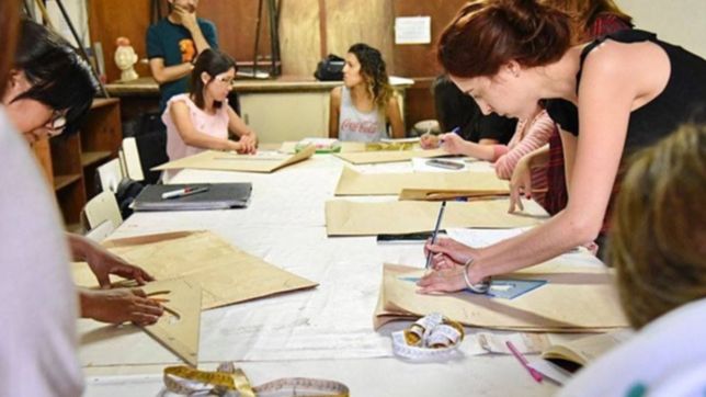 provincia lanza microcreditos para de egresados de talleres de formacion profesional