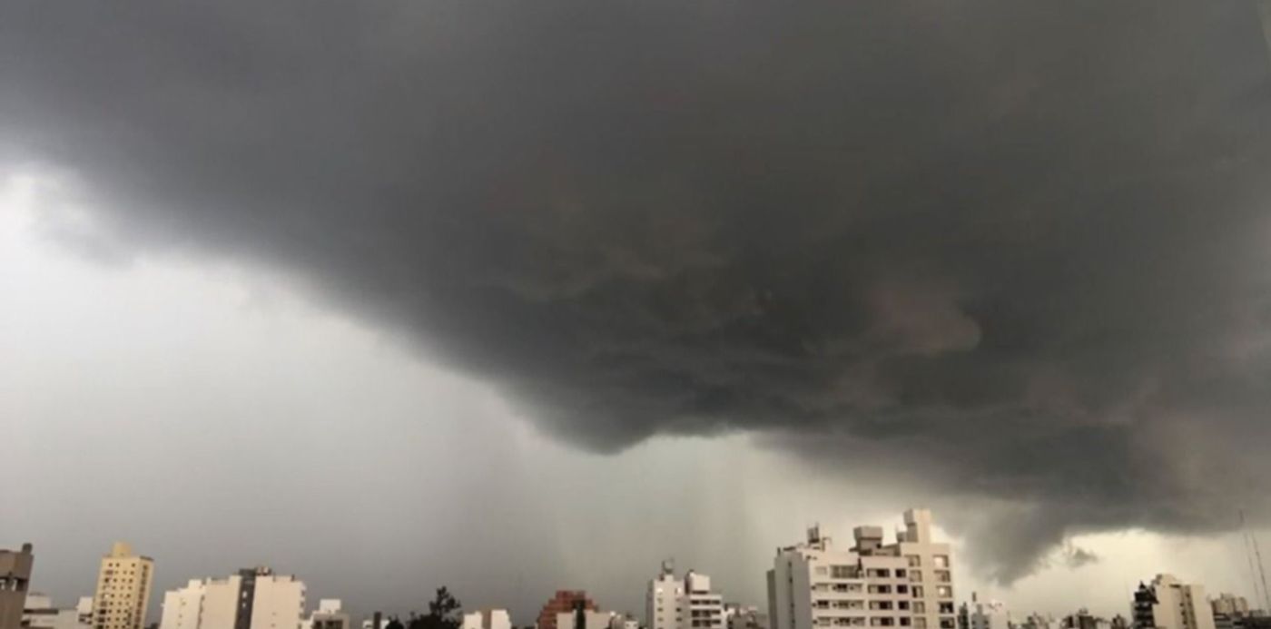 La semana termina con un viernes de alerta amarillo por tormentas fuertes  en La Plata