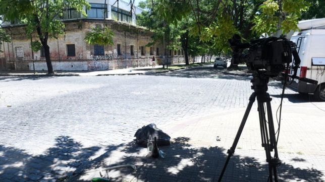 el funcionario atacado en 10 y 63 dijo que tiraron una botella y se desmadro todo