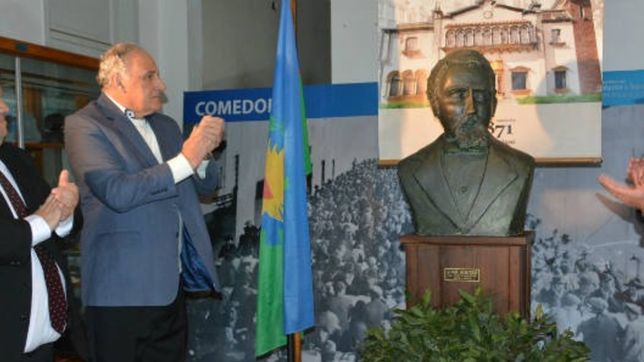 de manera sencilla y austera, berisso festeja sus 147 anos de vida