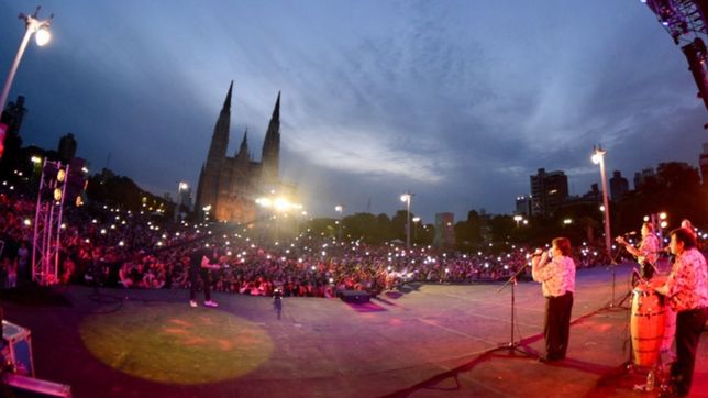 ceremonia, shows y corredor gastronomico: todo el cronograma por los 137 anos de la plata