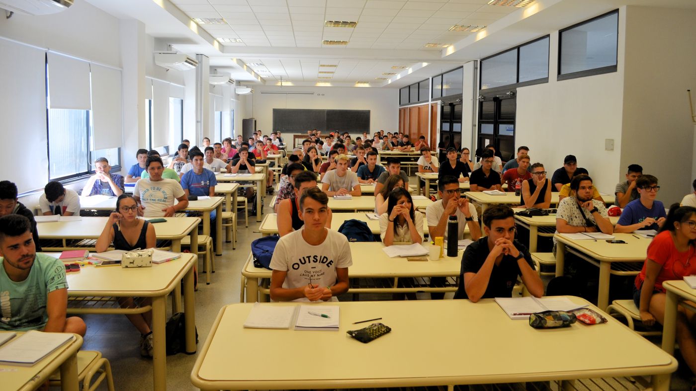 La Provincia lanzó más de 80 carreras universitarias en distintos municipios y la UNLP aparece en la gran lista.