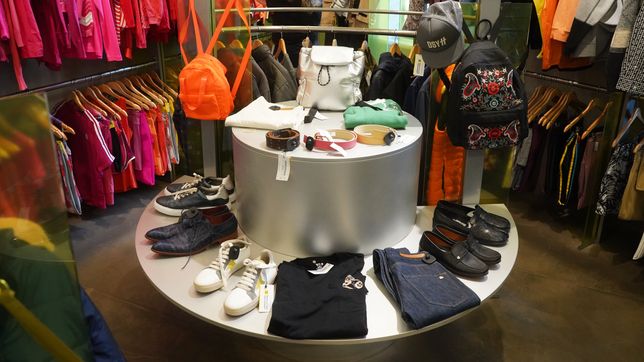 la historia de cocoliche, la tienda que impulsa la moda circular y otra forma de comprar ropa en la plata