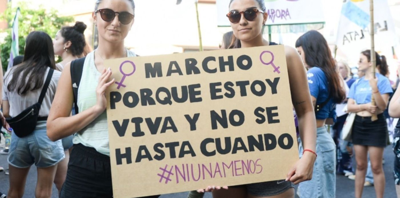 Marcha por el Día Internaciona contra la Violencia contra la Mujer y por Eliana Pacheco