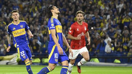 Matías Mansilla le atajó un penal a Edinson Cavani