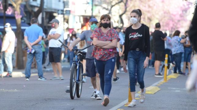 los centros comerciales de la plata se convierten en peatonales por el dia del padre