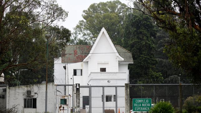 tres adolescentes con frondosos prontuarios se fugaron de un instituto de menores de la plata