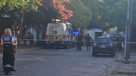 un deposito de banos quimicos ardio en barrio norte y tuvieron que evacuar a los vecinos un deposito de banos quimicos ardio en barrio norte y tuvieron que evacuar a los vecinos