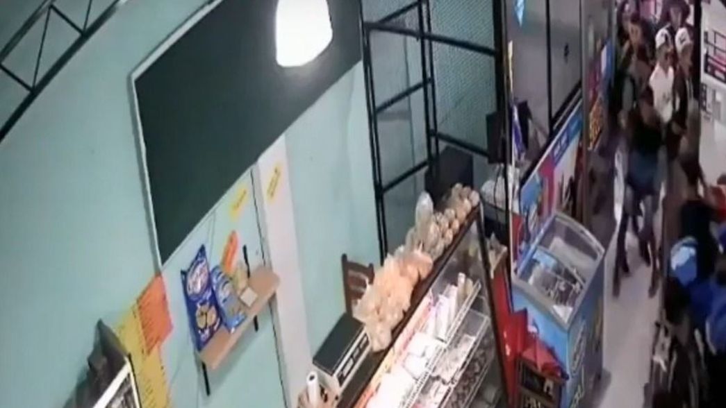 “Primero entró uno y atrás como quince más”: el relato sobre el robo piraña en 7 y 72