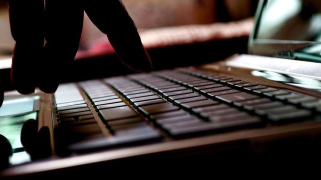 ¿como sera la linea de creditos para que los docentes compren computadoras en cuotas?