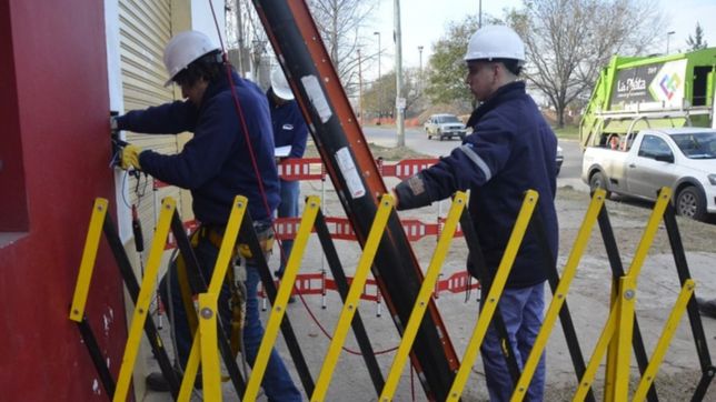 denunciaran penalmente a 27 comercios de la plata por conexiones clandestinas de luz