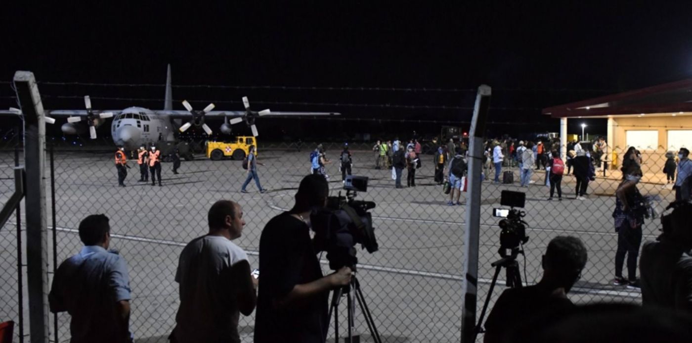 1584928289152.jpg?ow=1500&x=30&height=715&scaleY=1&scaleX=1&oh=1000&y=192&width=1430&rotate=0&&cw=1920&ch=950