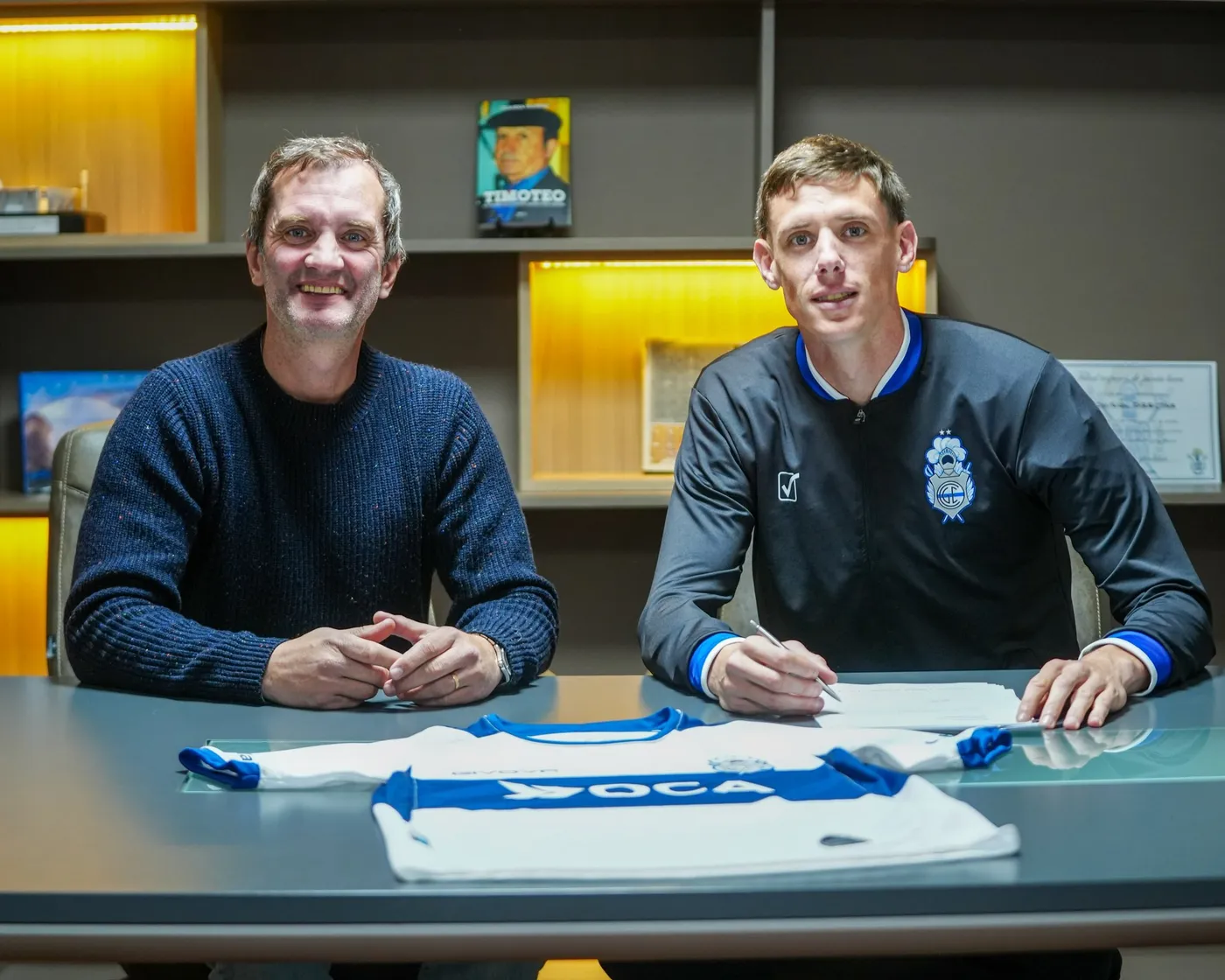 Conti Gimnasia firma