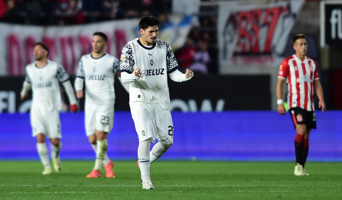 Kevin Lomónaco Independiente Estudiantes.png