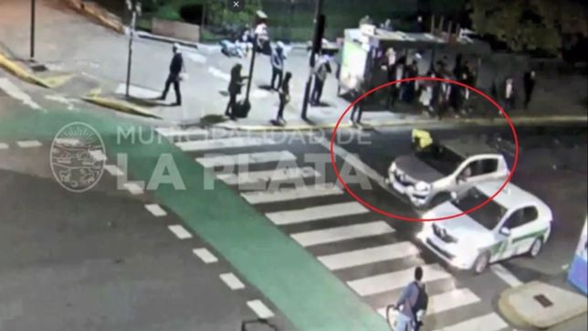 video: asi fue el accidente que termino con un cadete de glovo tendido sobre calle 7