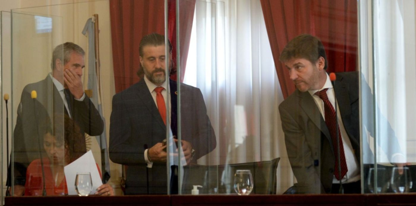 Sentencia juicio a Etchecolatz y Garachico por el pozo de Arana