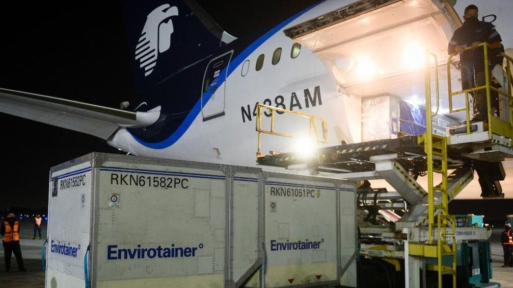 ¿Con qué laboratorios negocia el Gobierno para comprar más vacunas contra el COVID-19?