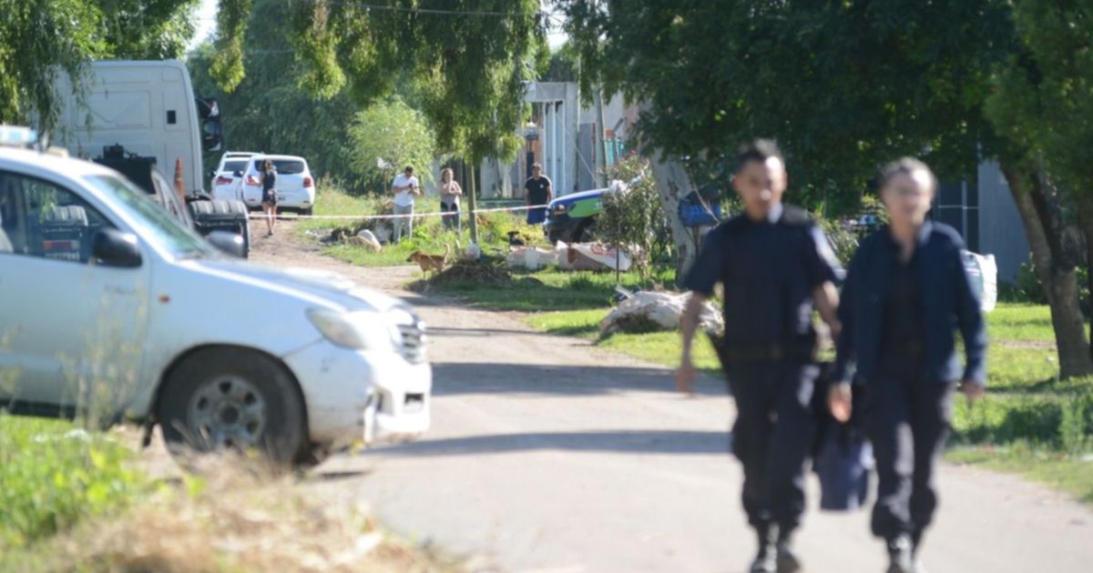 Buscan a un joven por el triple crimen de Melchor Romero que sería el ...