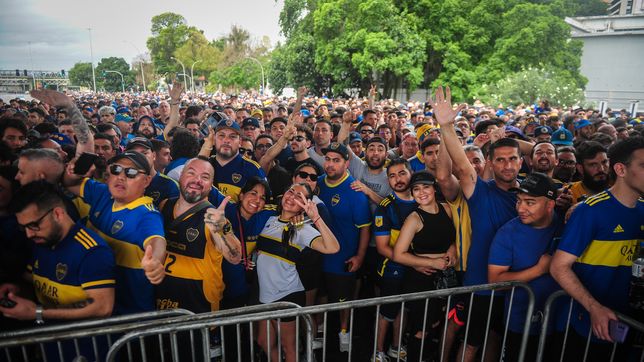 reprimieron a hinchas de boca en el ingreso al maracana